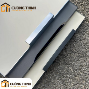 Chia sẻ Tủ Inox Cánh Kính 24
